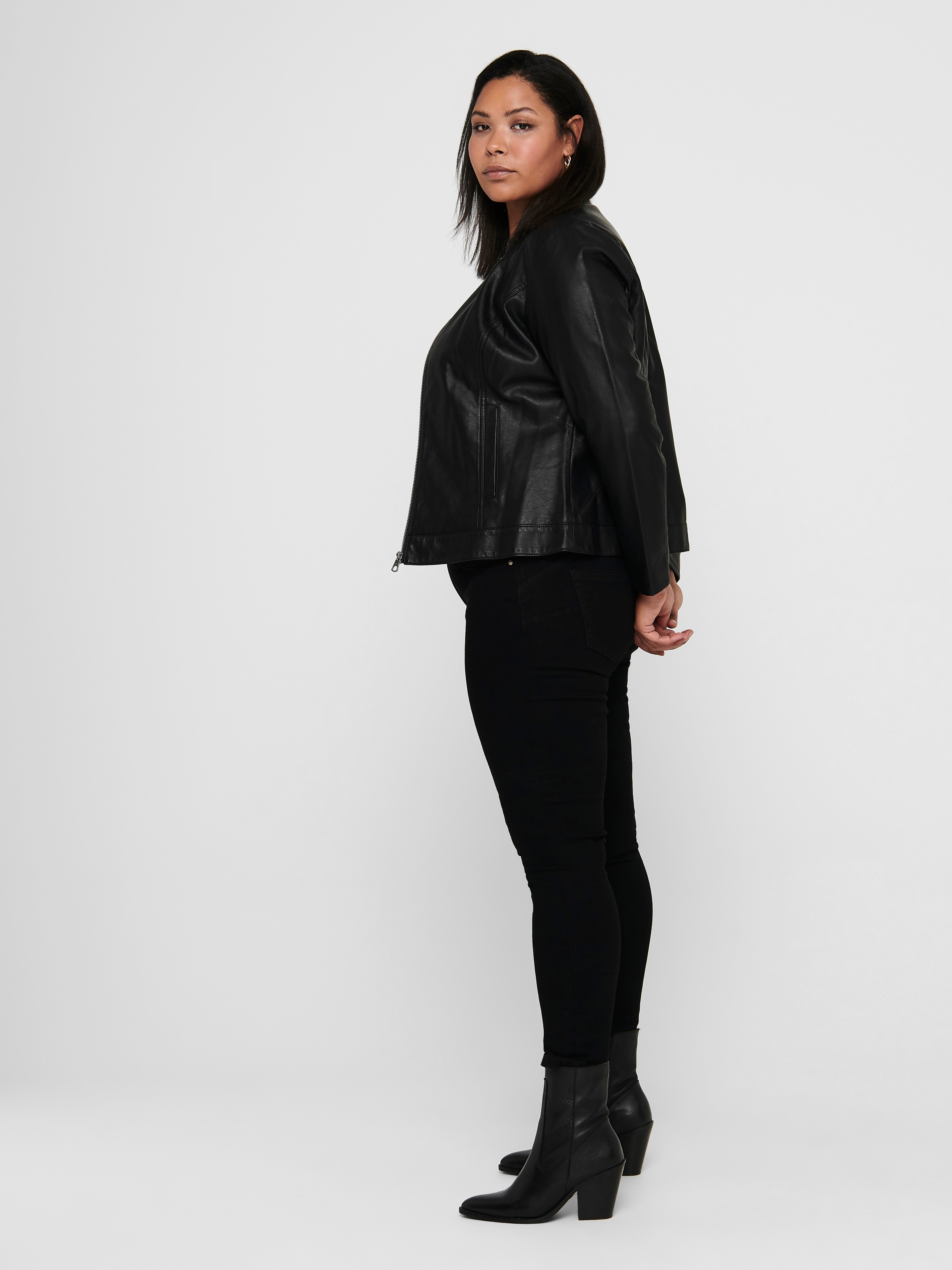 CARROBBER Kunstlederjacke Black