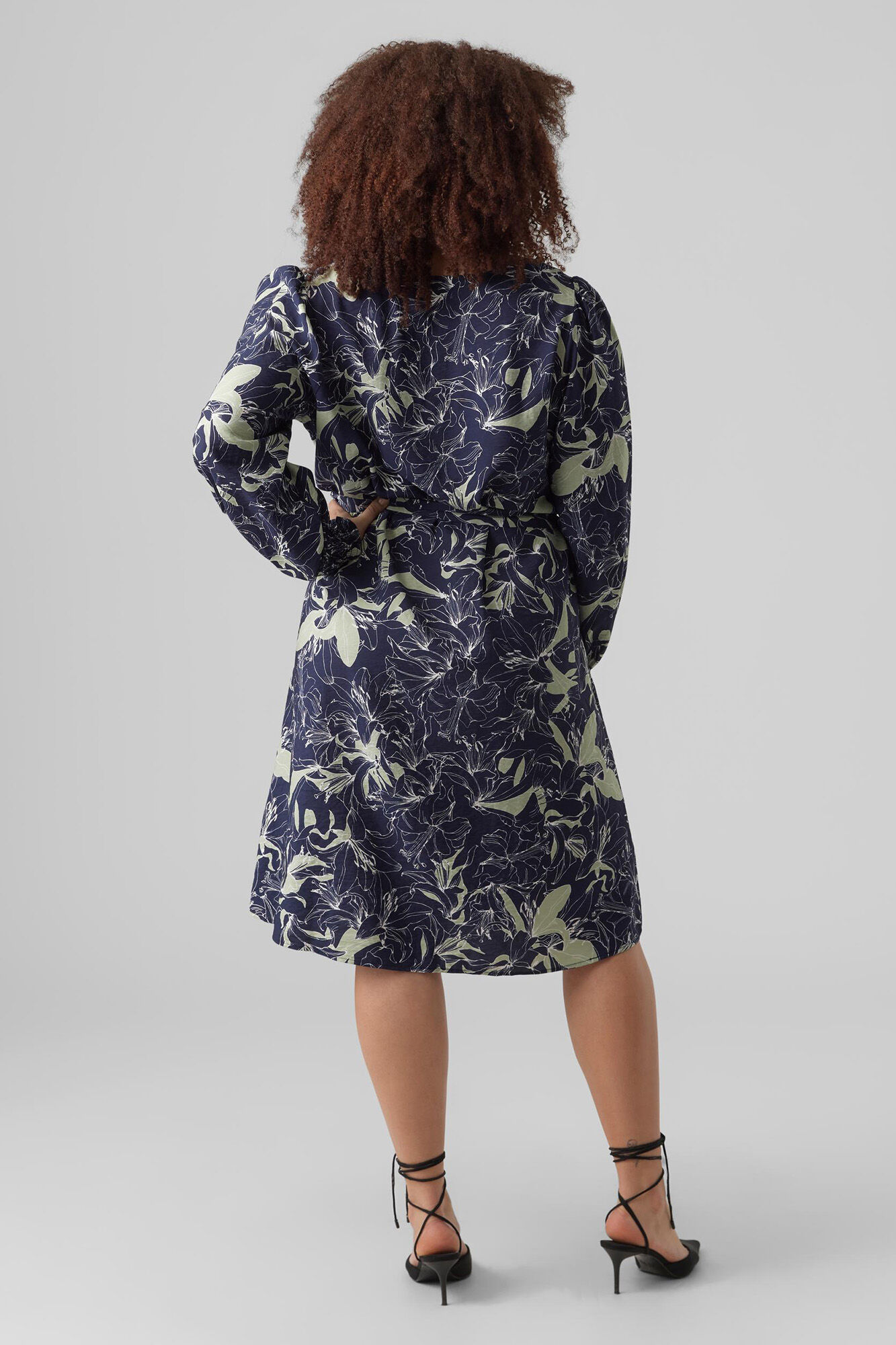 Vestido curto de manga comprida plus size - Azul marinho