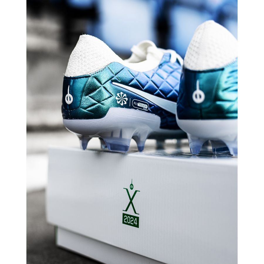 Nike Tiempo Legend 10 Elite FG Emerald - Turquoise/Blanc Cassé ÉDITION LIMITÉE