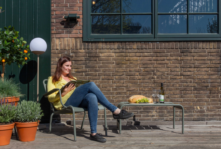 Fermob Luxembourg Low fauteuil met armleuning Cactus
