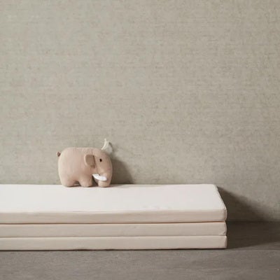 Kid's Concept Leketeppe Brettbart, Naturhvit
