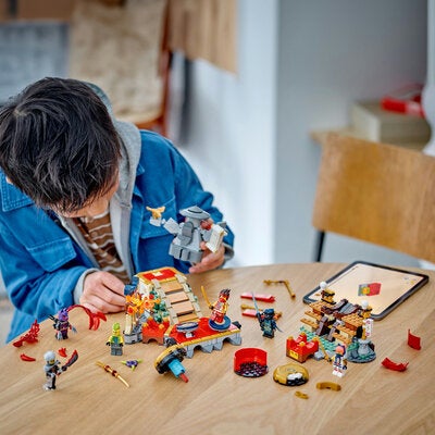LEGO Ninjago 71818 Turneringens kamparena