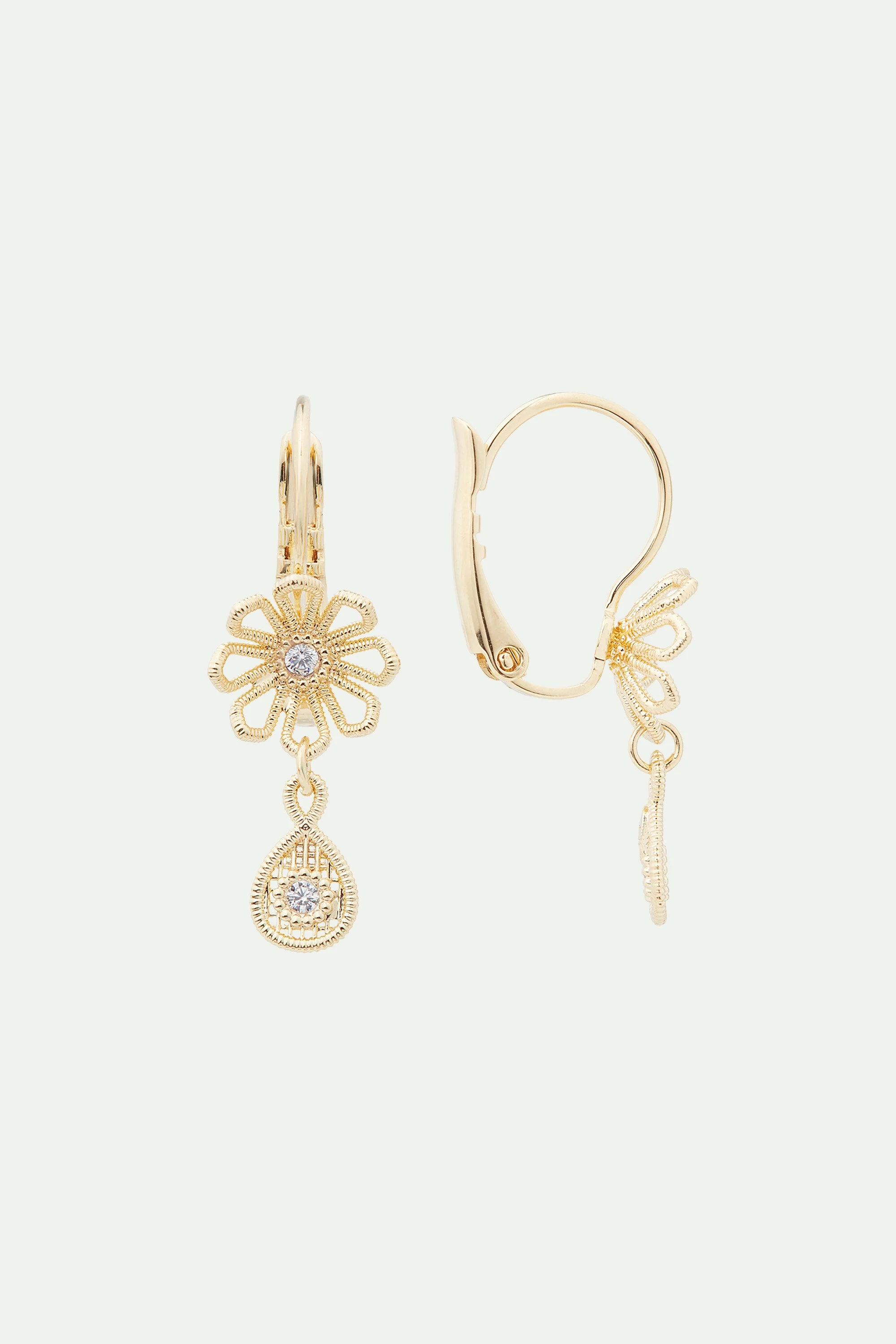 Boucles d'oreilles fleur fil d'or | Jaune