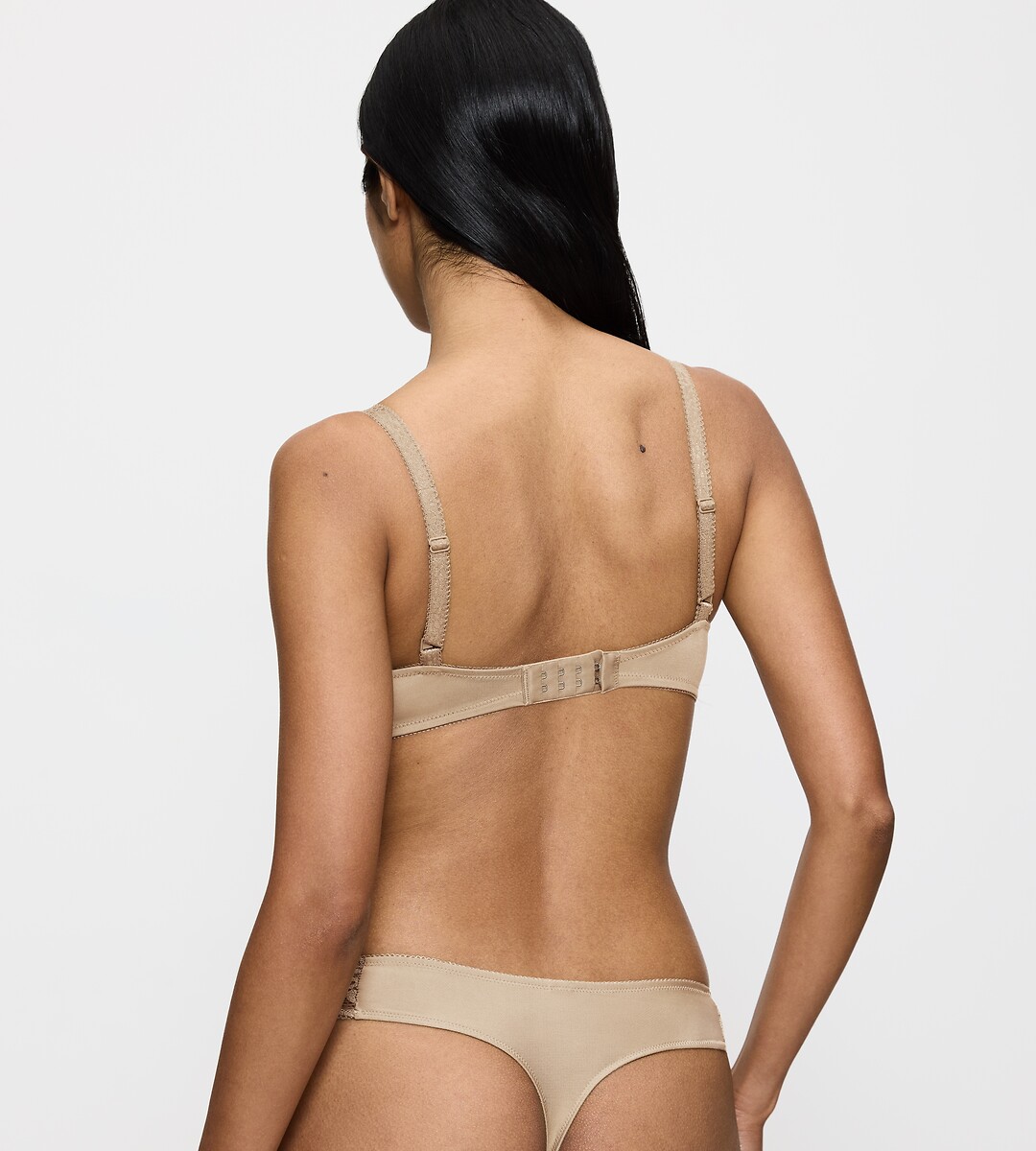 TRIUNFO<br>Cobertura de BH Amourette