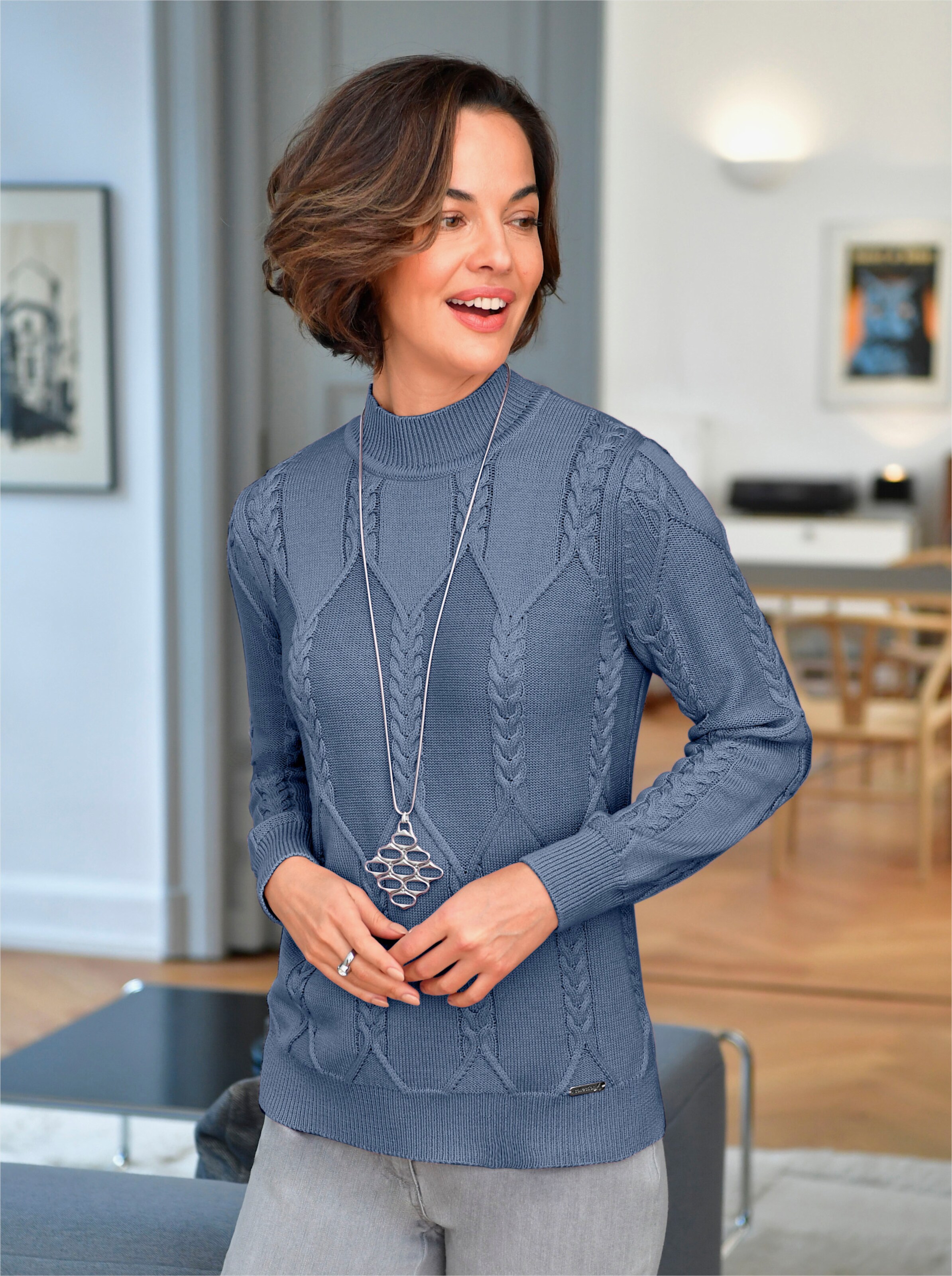Stehkragenpullover
