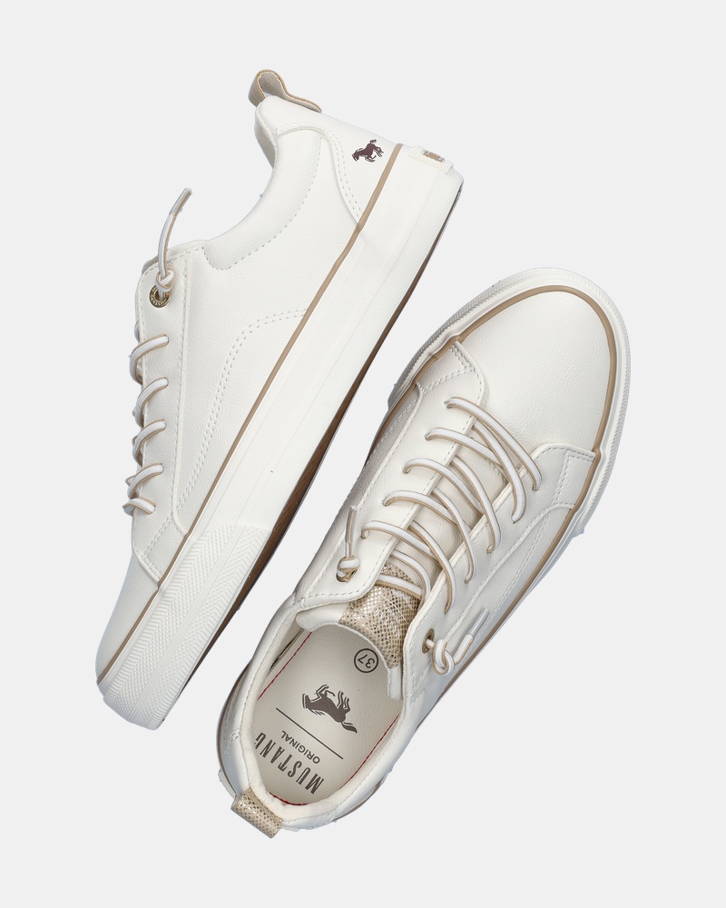 Mustang Lage sneakers  - wit