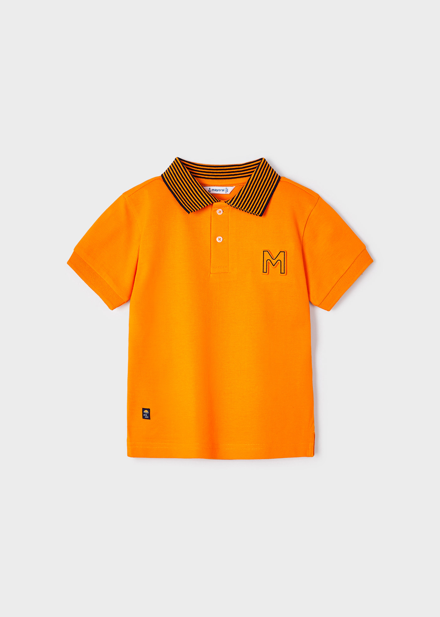 Camisa polo de manga curta feita com algodão sustentável para meninos