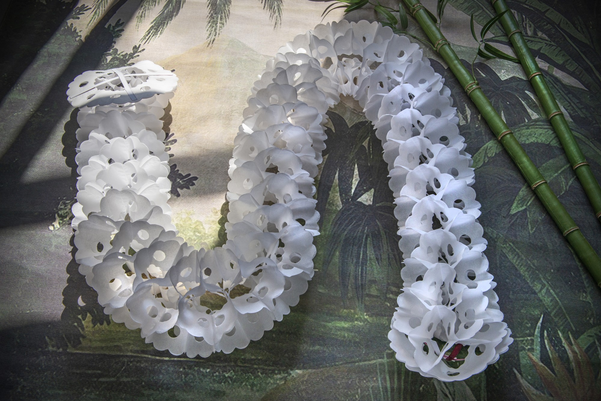 Papier-Girlande 'Schlange', weiß, Ø 23 cm, L 300 cm günstig bestellen