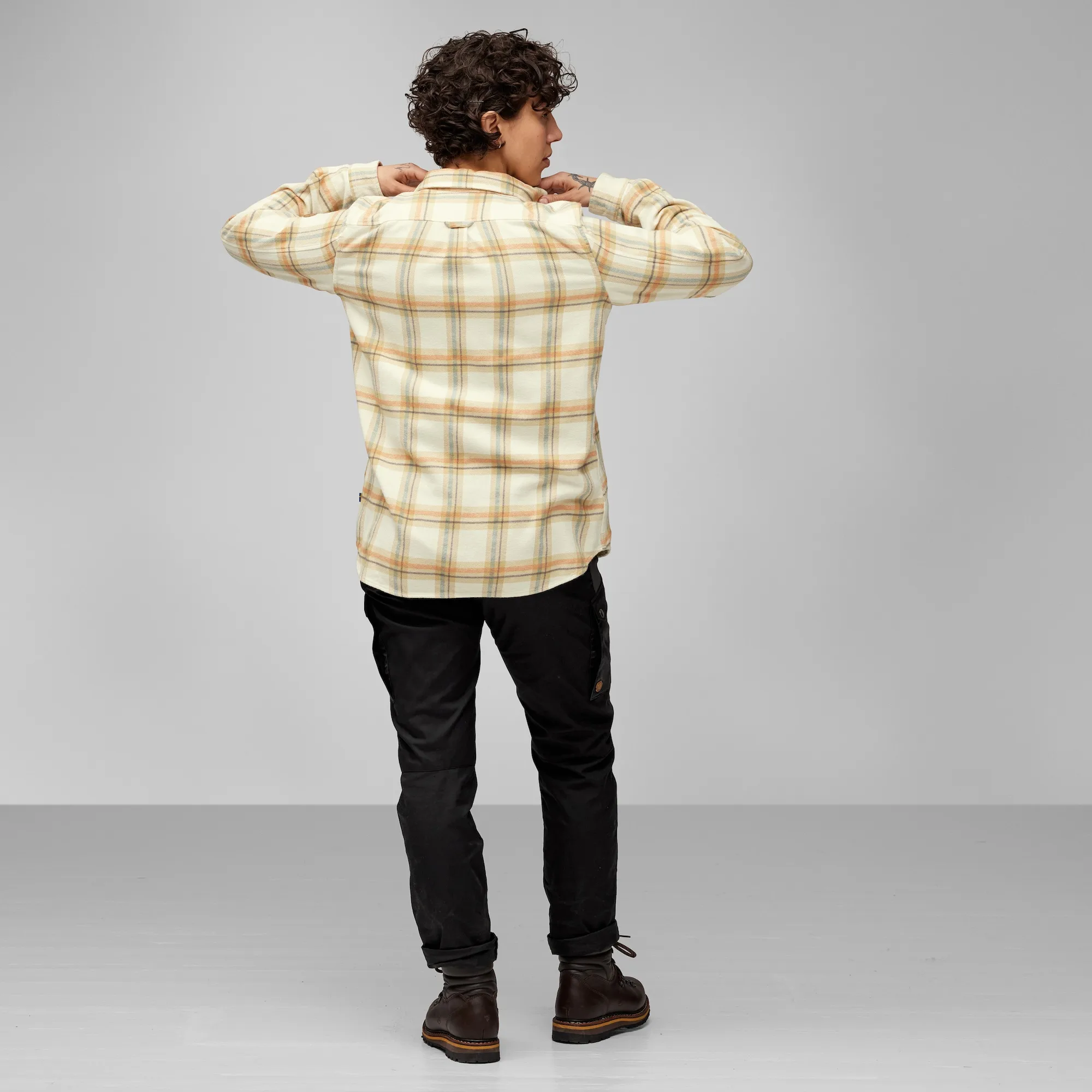 Fjällräven Övik Heavy Flannel Shirt W Chalk White-Dune Beige