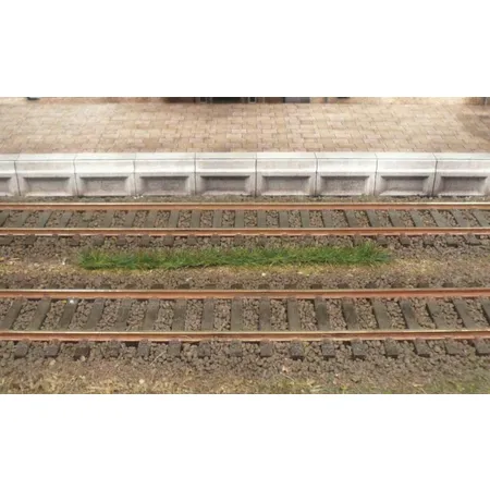 Heki 1813 Grasstreifen dunkelgrün, 100mm, 10 Stück