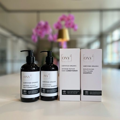 oxy8 Naturkosmetik - Haar Set. Als Geschenk MULTICARE SHAMPOO & INTENSE REPAIR HAIR CONDITIONER