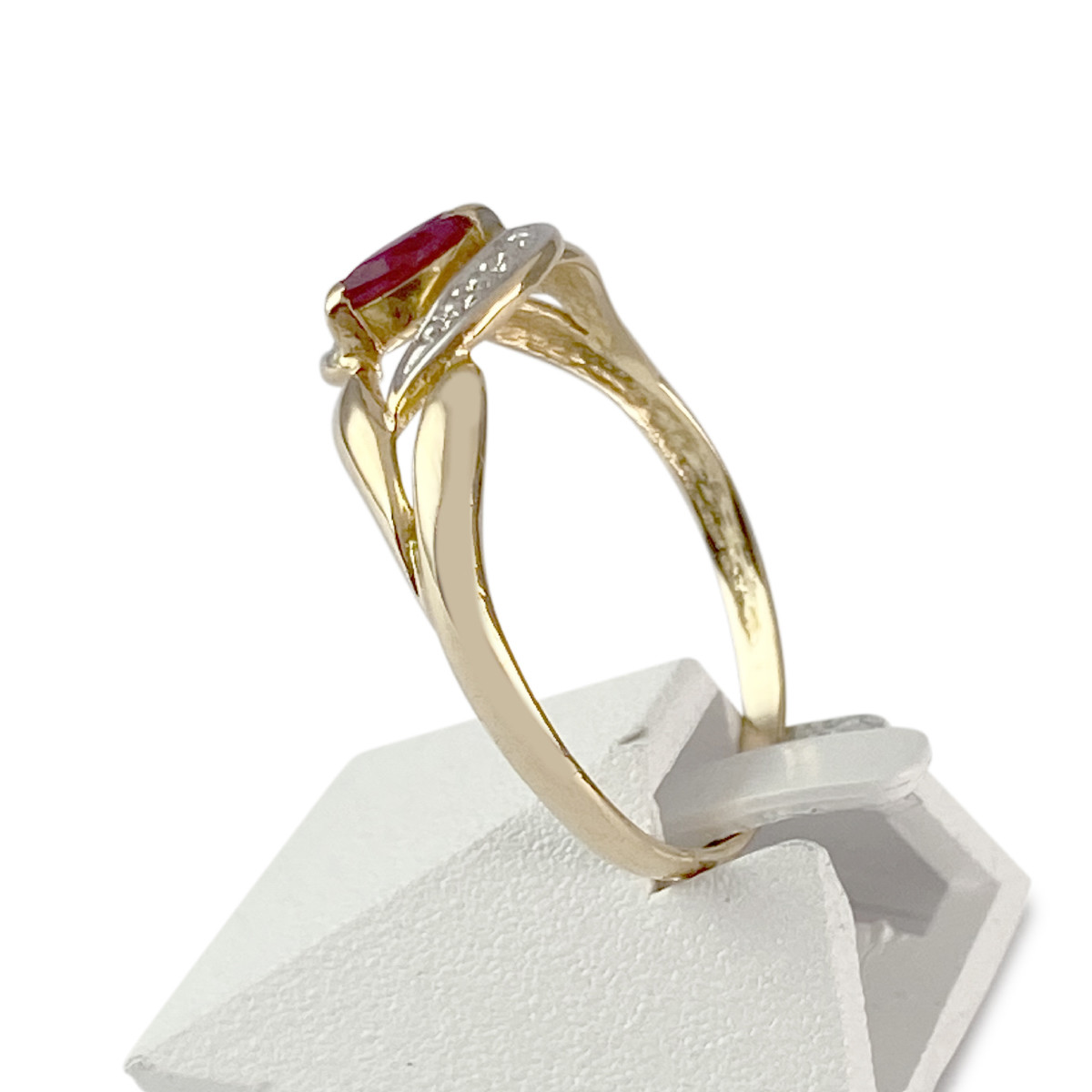 Bague d'occasion or 750 jaune rubis