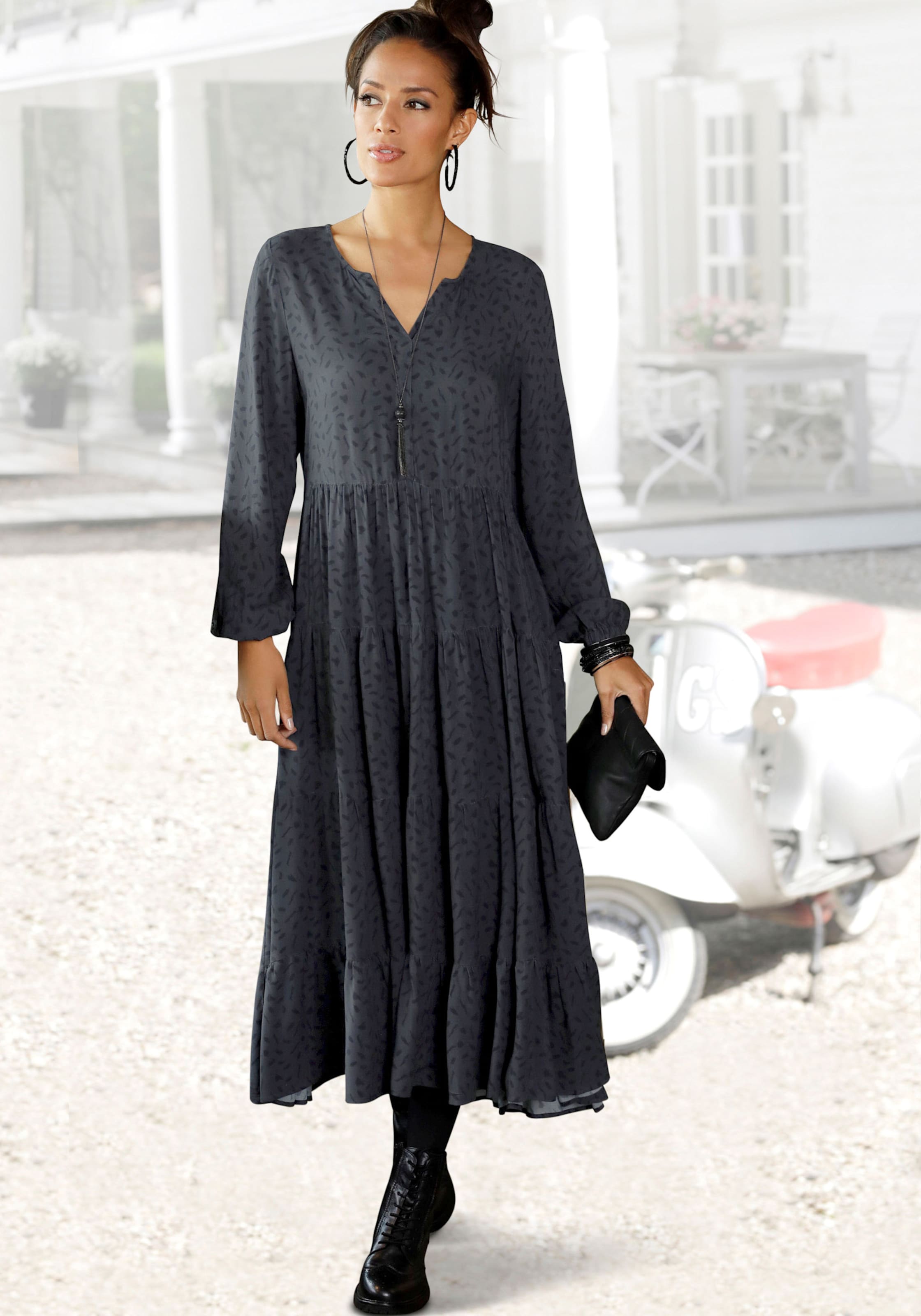 LASCANA Maxikleid in grau-schwarz-bedruckt
