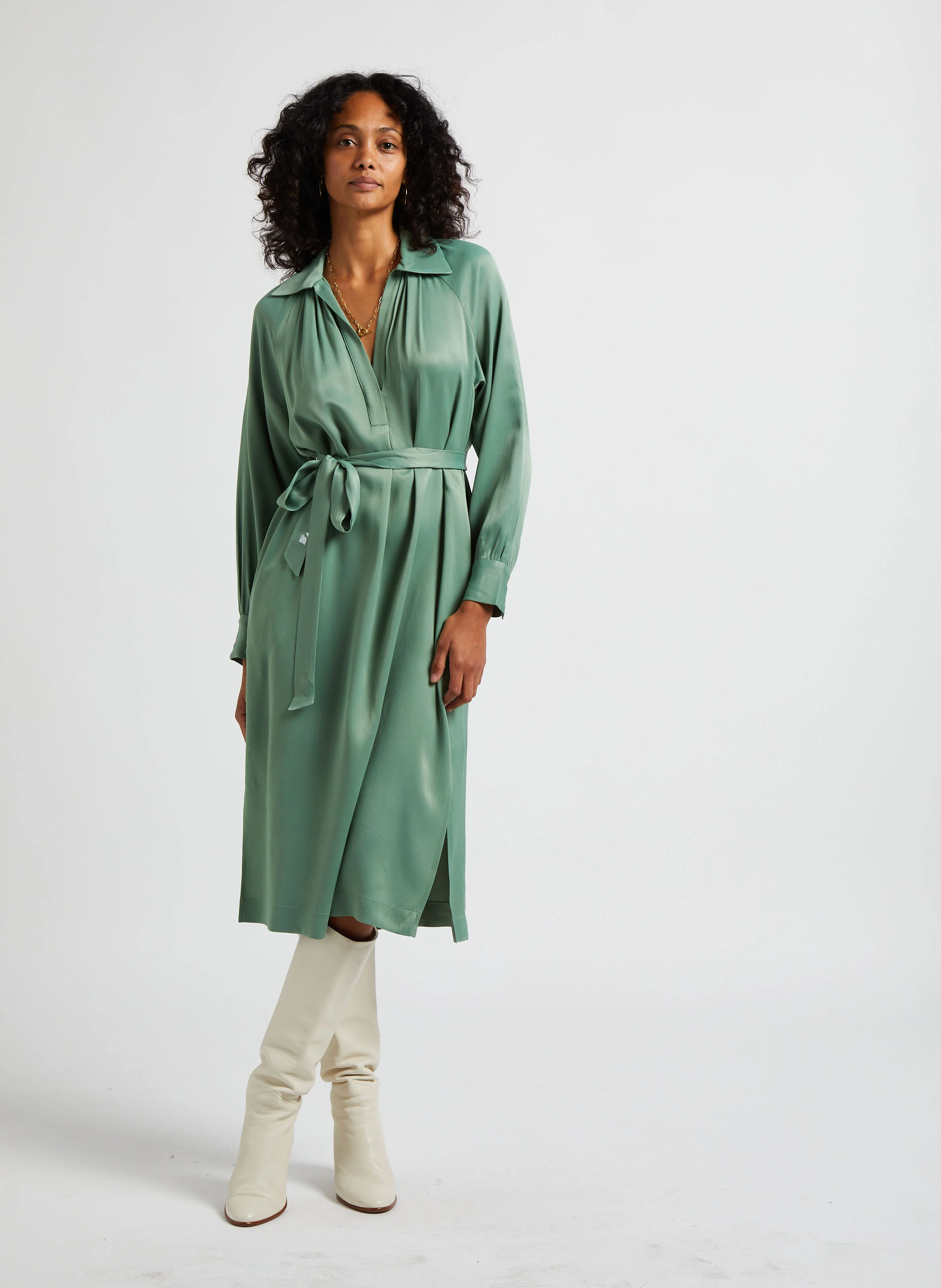 POLLY - Robe mi-longue col polo satinée | Vert