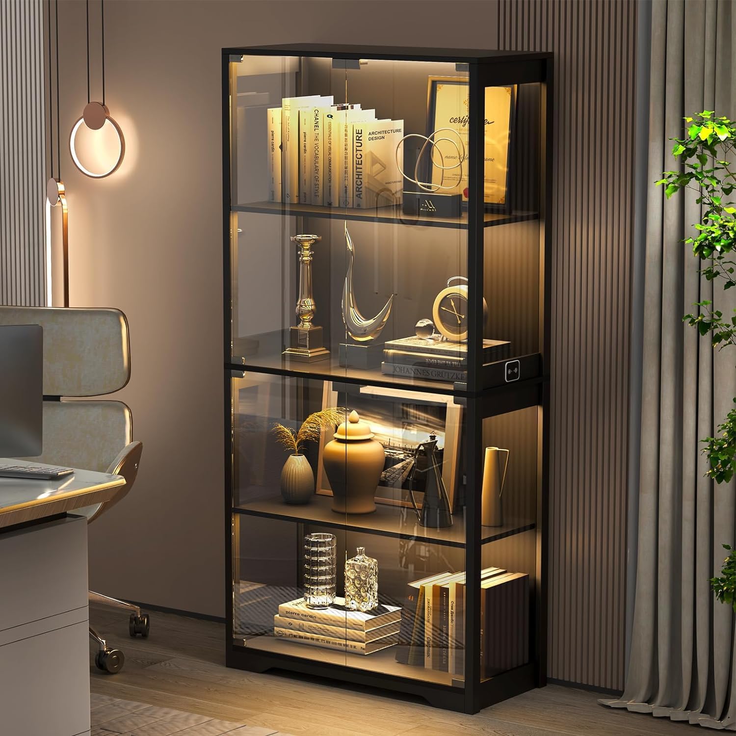 Vitrine mit LED Beleuchtung und Glastüren, Sammlervitrine, Vitrinenschrank mit Intelligente Sensorik, 4-Lagen Glasvitrine Staubdicht für Wohnzimmer Schlafzimmer Büro, Schwarz