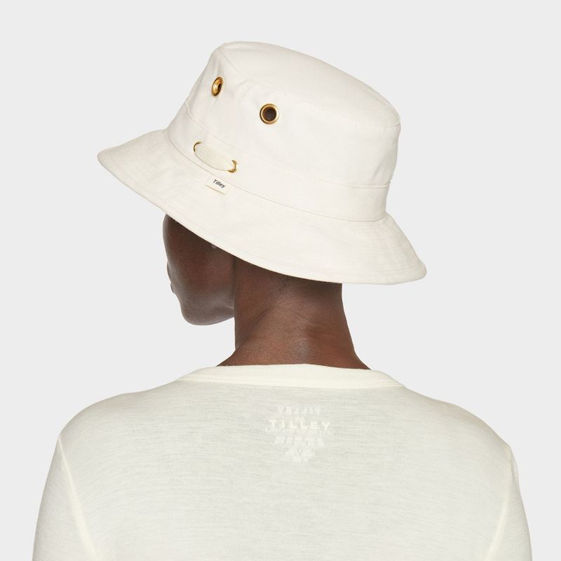 Iconic T1 - Chapeau