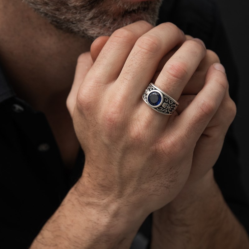 Bague Homme Argent Tête De Mort Noire Solo Skulls