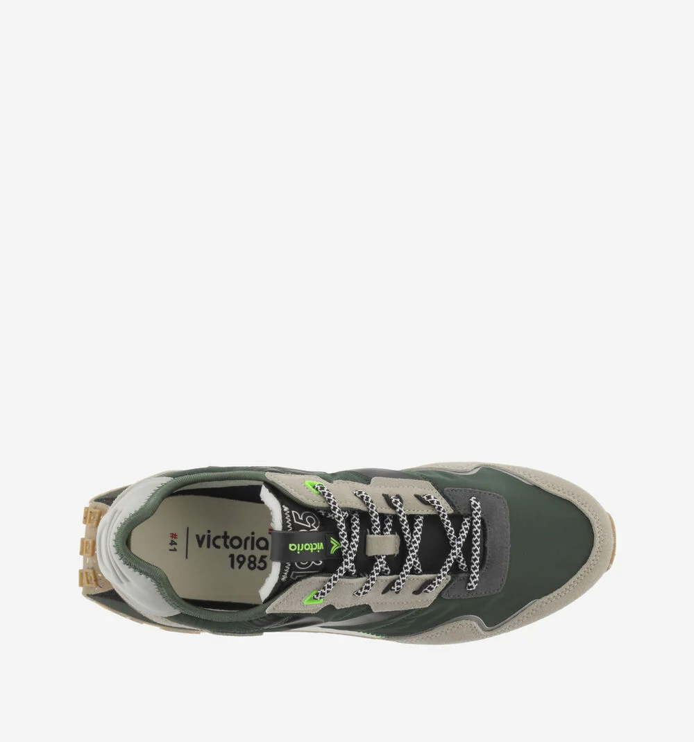 WING SPORT Chaussures de sport pour hommes à semelles recyclées BOTELLA