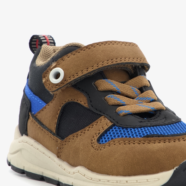 Blue Box jongens sneakers bruin