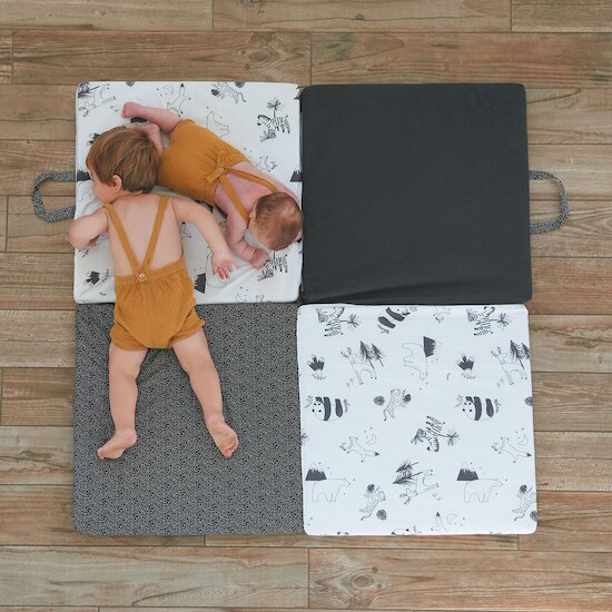 Tapis de motricité   Noir & Blanc        de               Candide