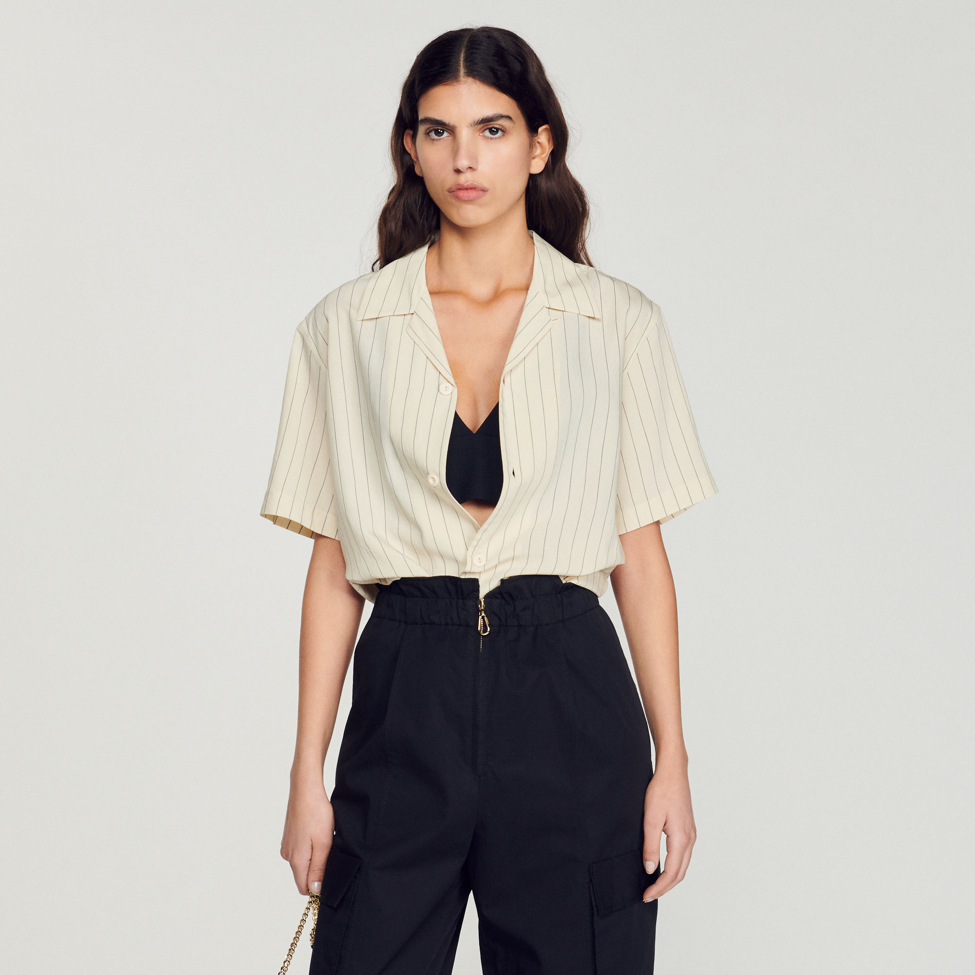 Chemise á manches courtes