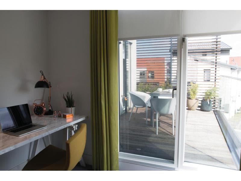 d-c-fix Tönungsfolie statisch haftend, 90 cm x 2 m Glas-Funktionsfolie