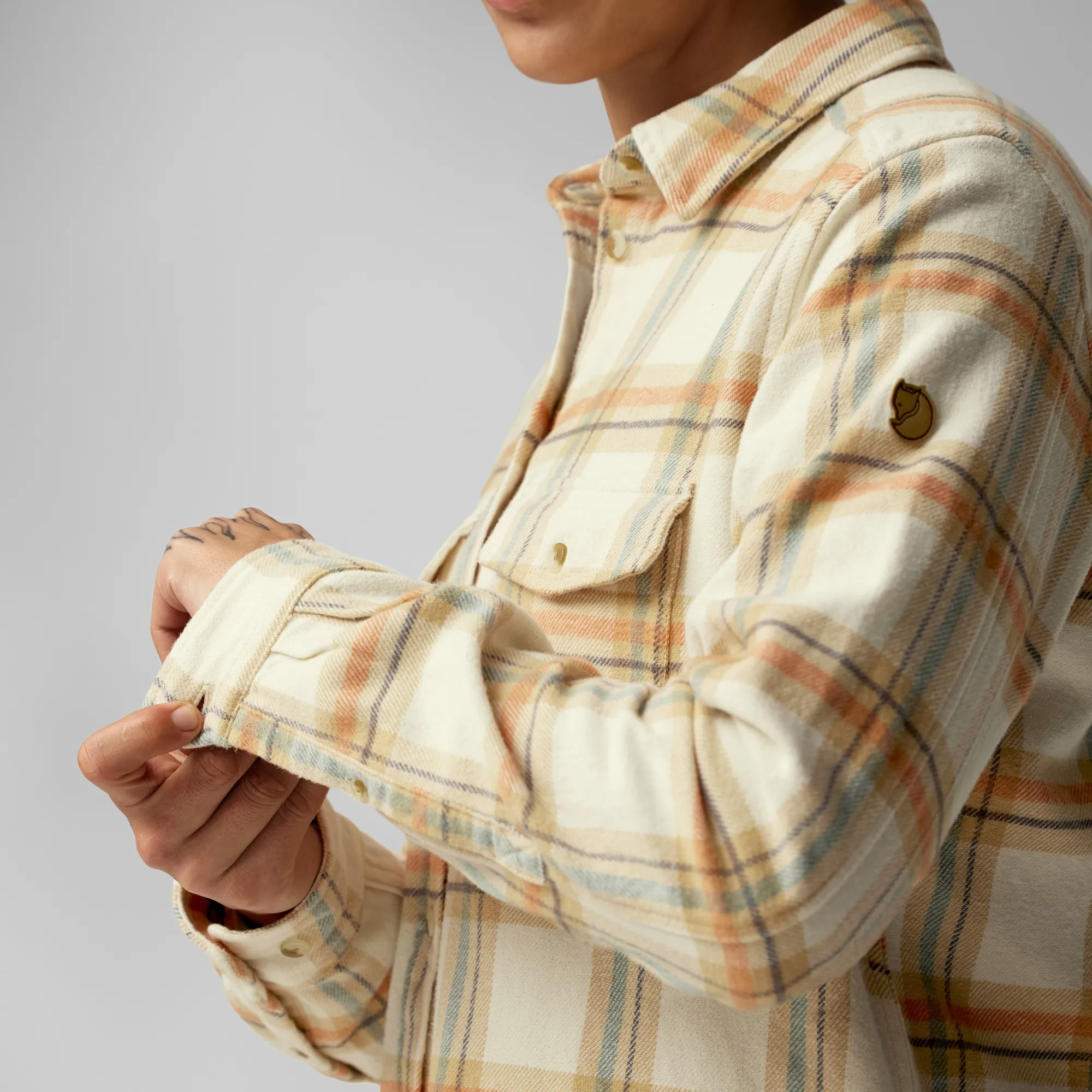 Fjällräven Övik Heavy Flannel Shirt W Chalk White-Dune Beige