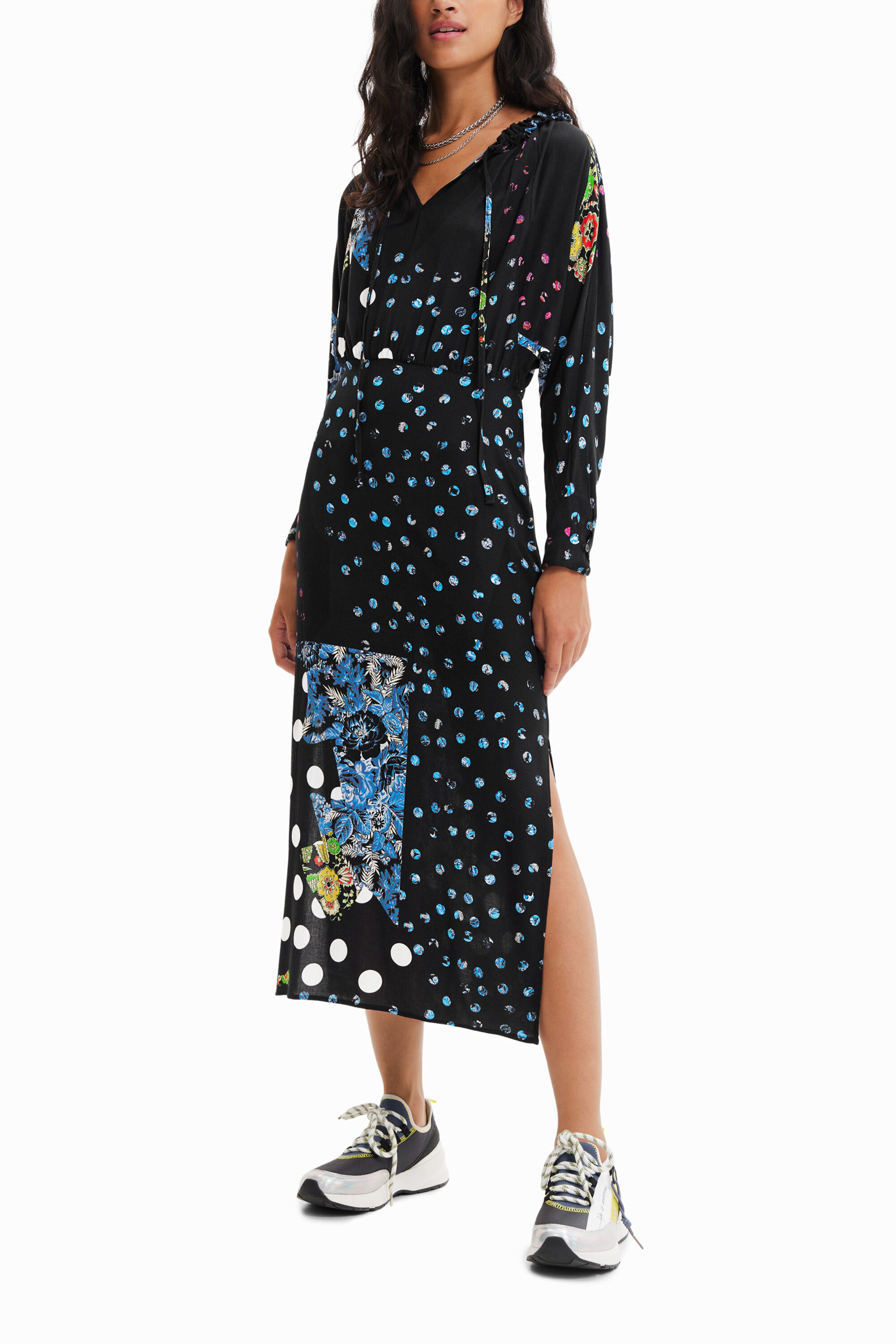 vestido midi de bolinhas