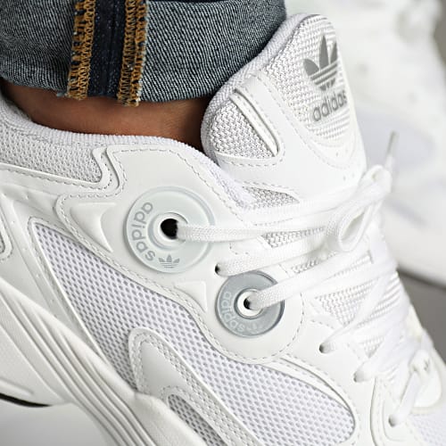 Baskets Astir IE9887 Cloud White