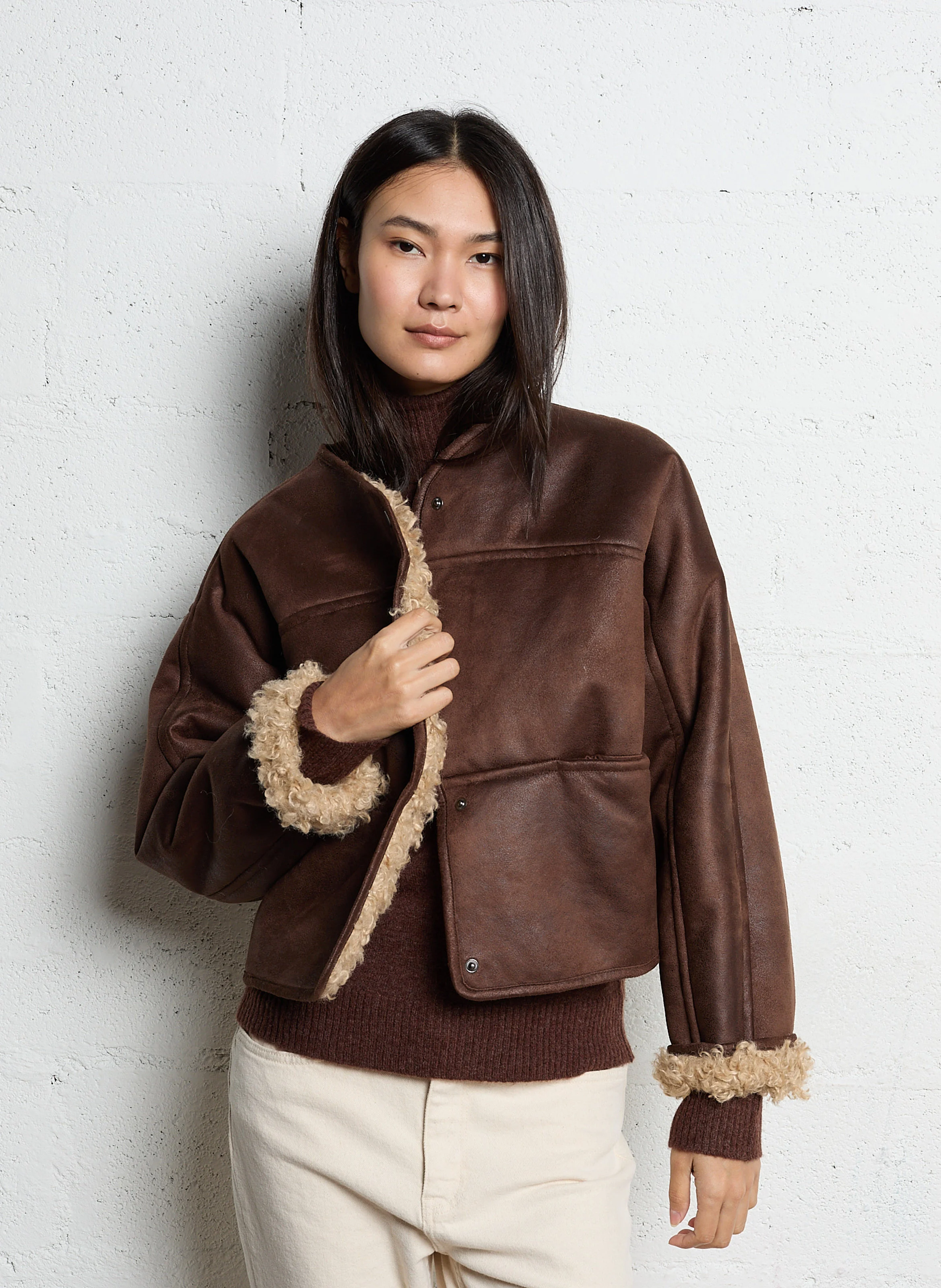 MANDY - Manteau court en fausse fourrure | Beige
