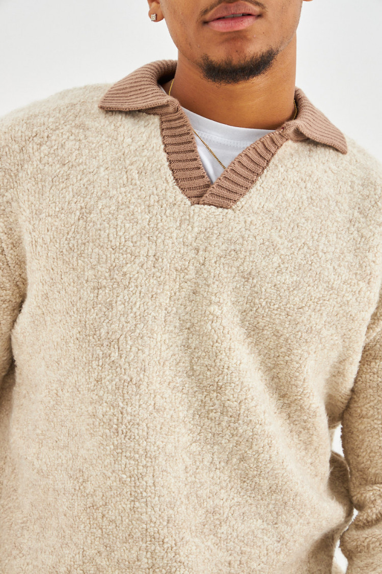 Pull beige bicolor à col à rabats