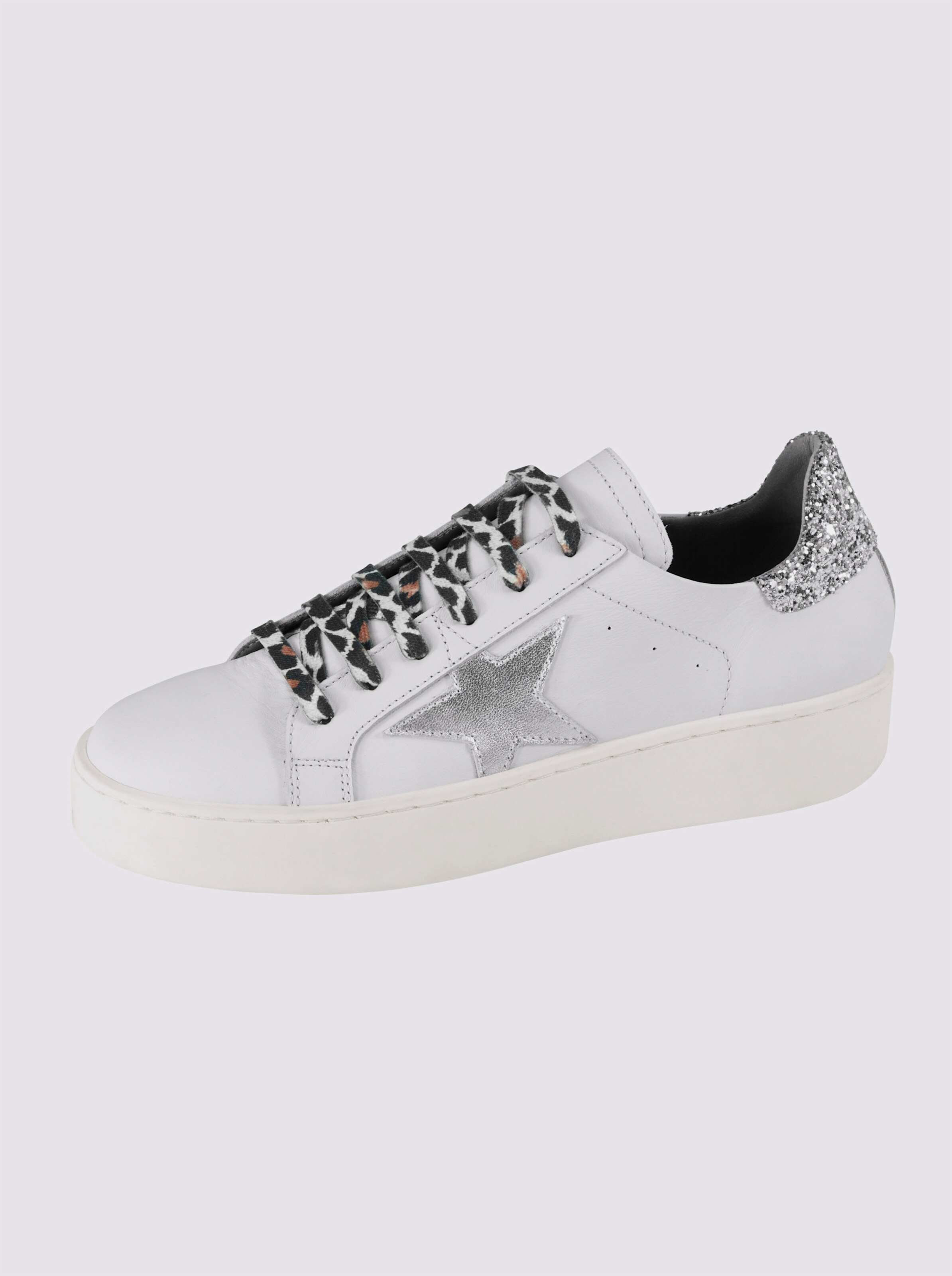 Sneaker