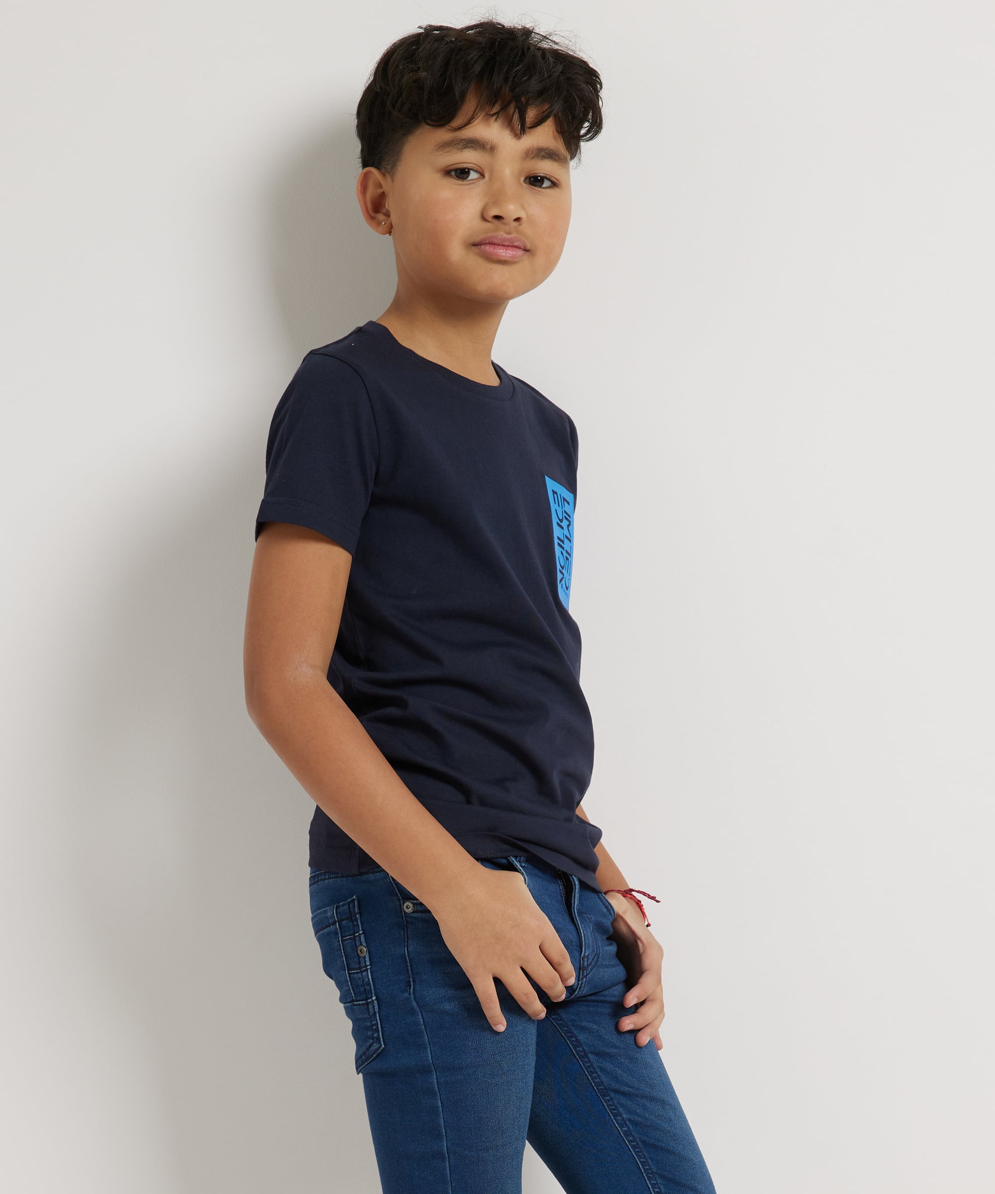 uni t-shirt borstprint