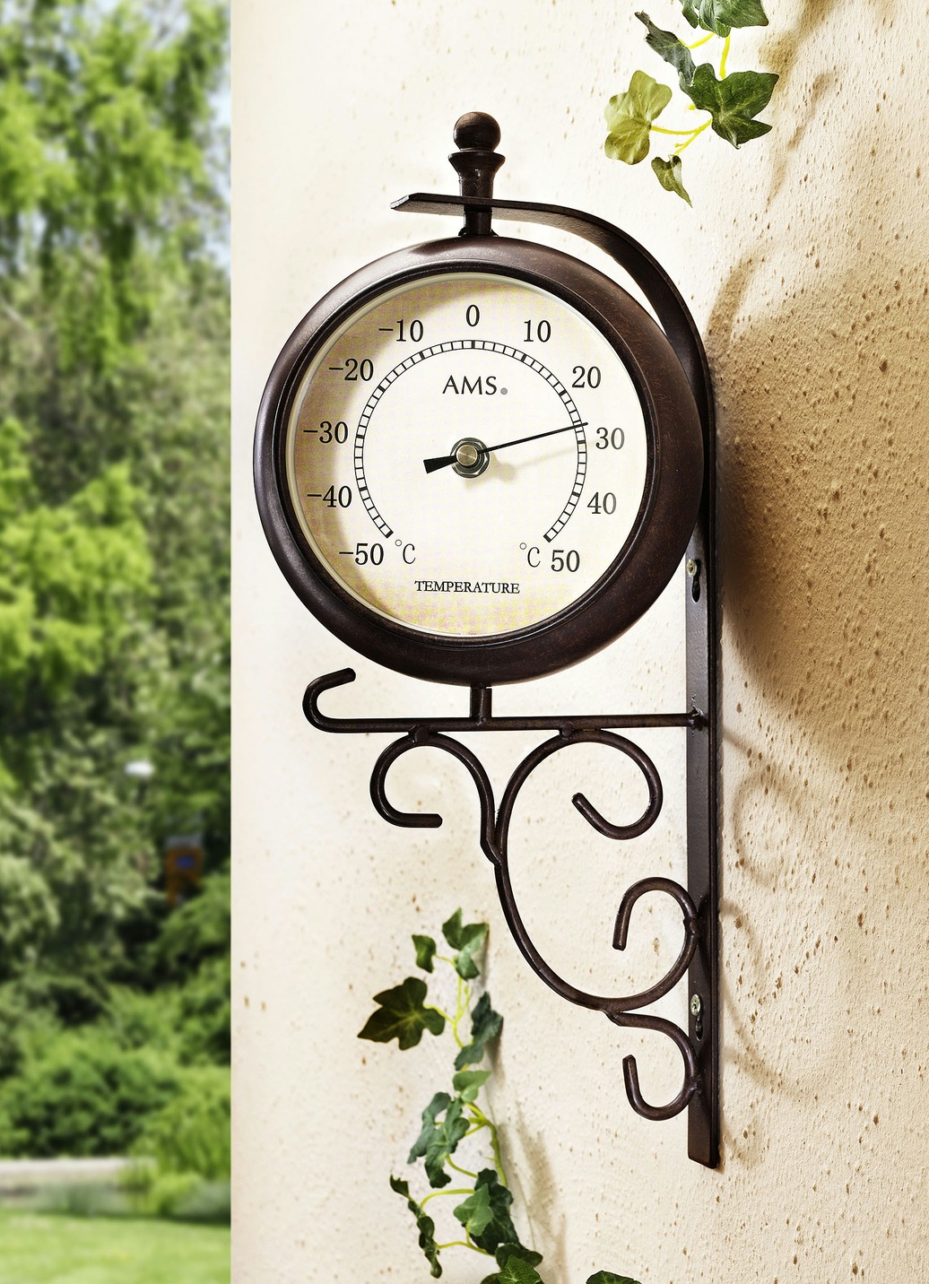 Funk-Wanduhr mit Thermometer
