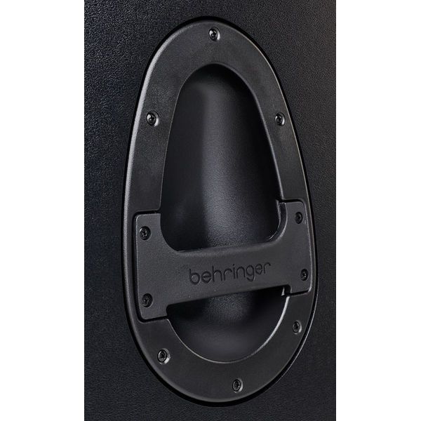 Behringer B1800XP