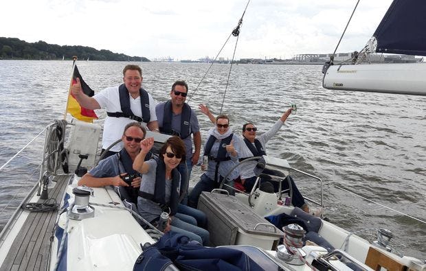 Segeln für zwei in Hamburg