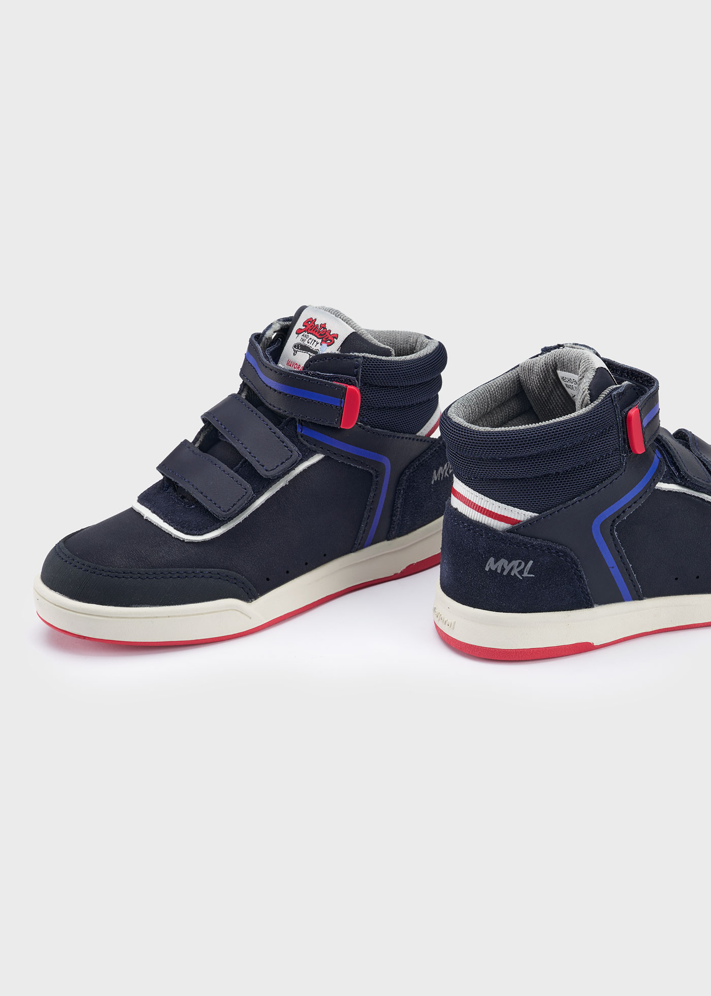 Bota esportiva urbana de couro