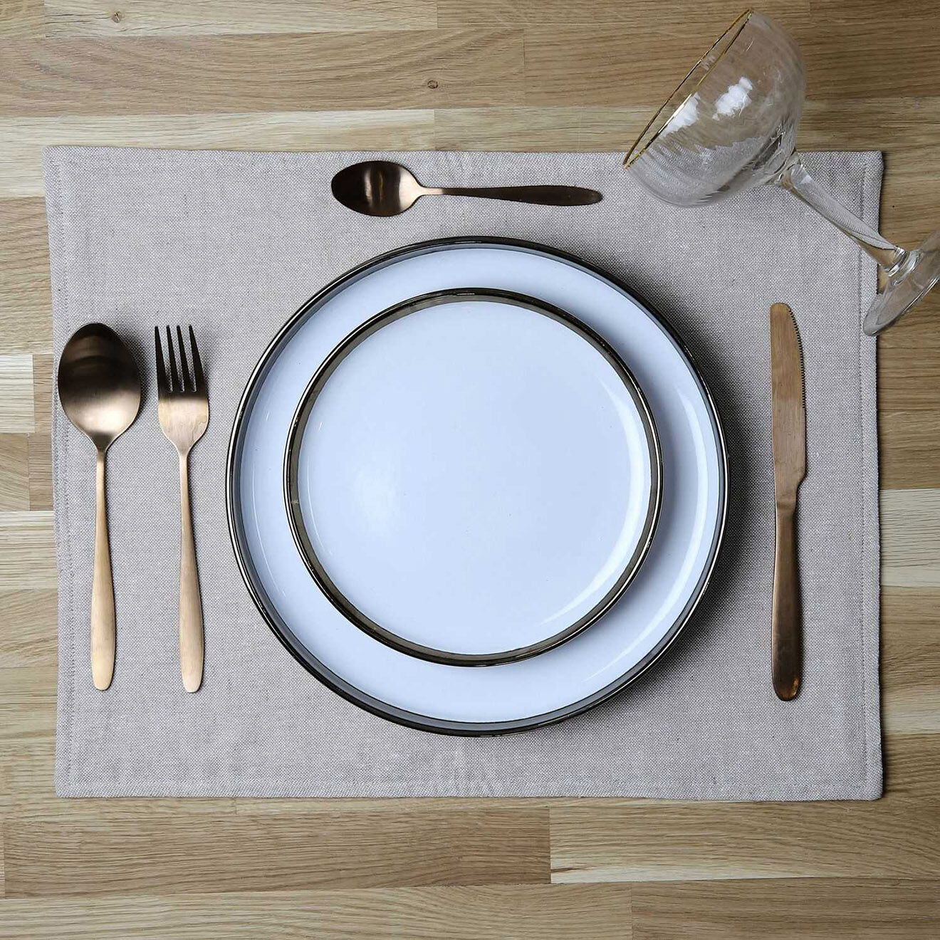 Home Deco Factory 4 Sets de table en coton beiges - D.35 cm