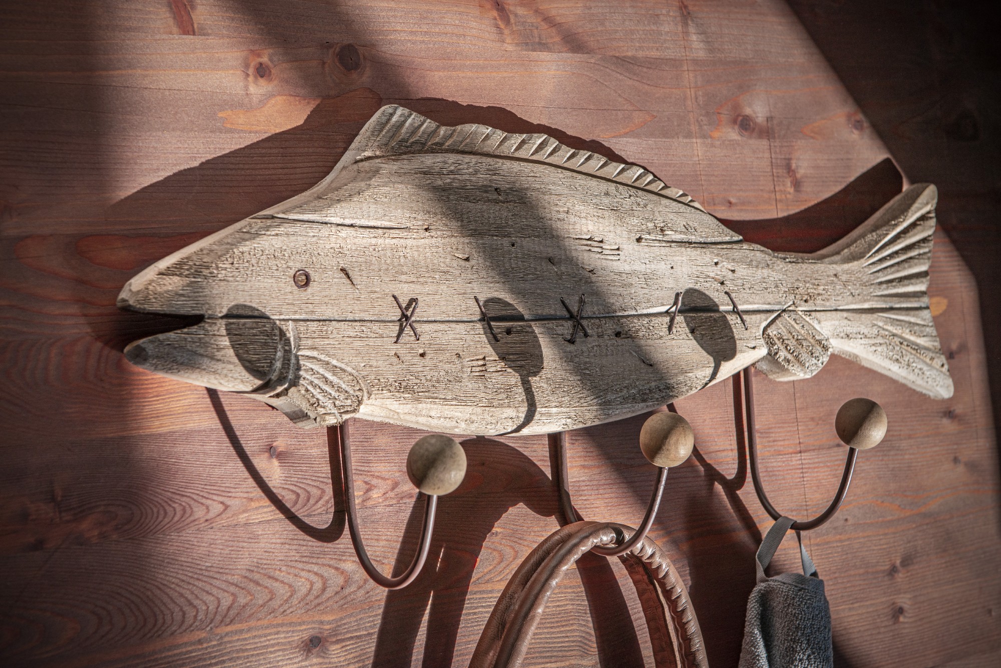 3er Hakenleiste 'Fisch', natur, B 60 cm, H 30 cm, L 10 cm von fischer's lagerhaus