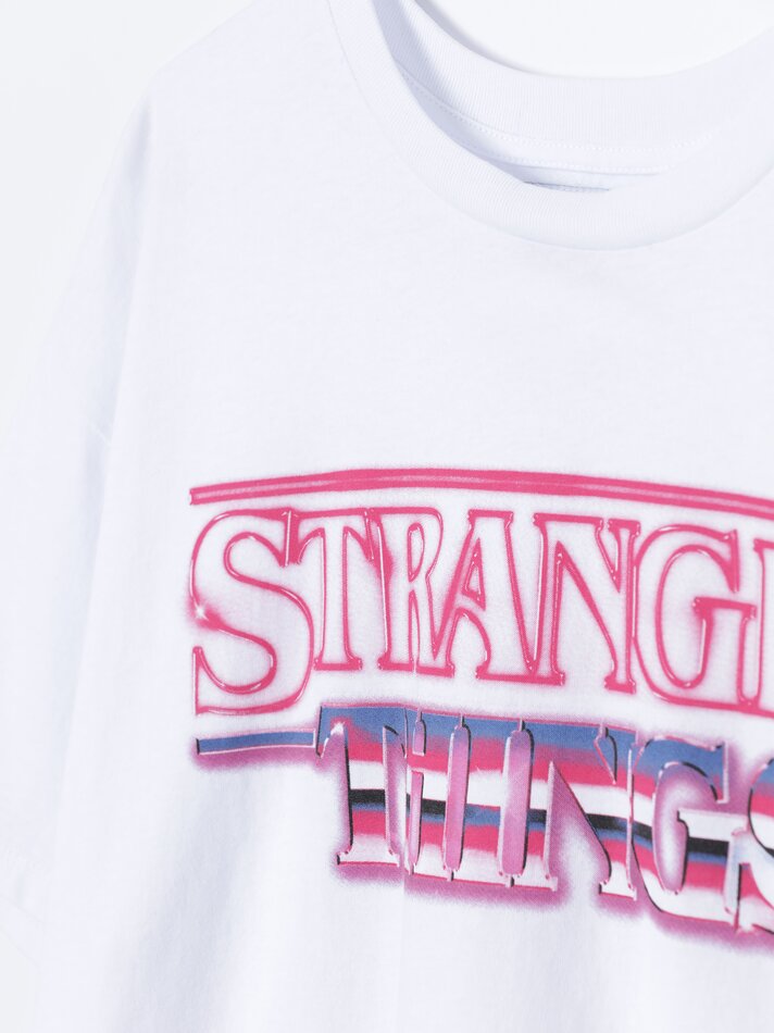 Camiseta estampada Stranger Things - Netflix - Branca