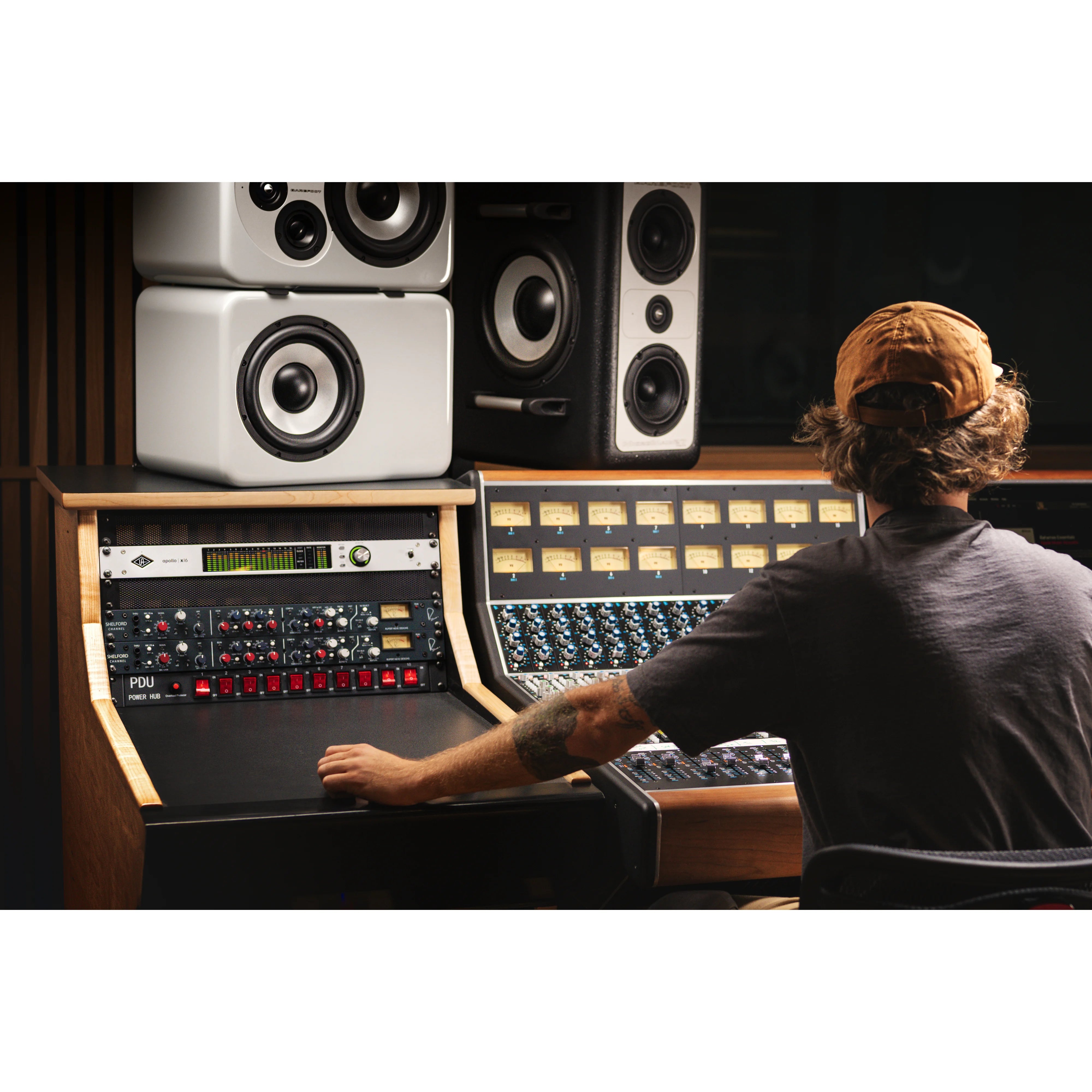 Universal Audio Apollo x16 Gen 2 Ultimate Edition