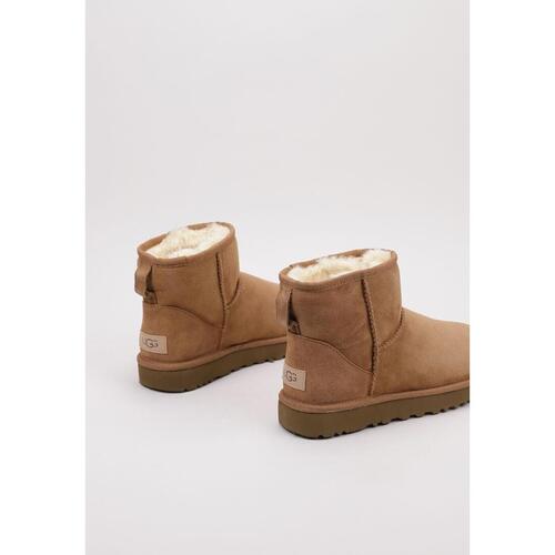 UGG - CLASSIC MINI II Marrón