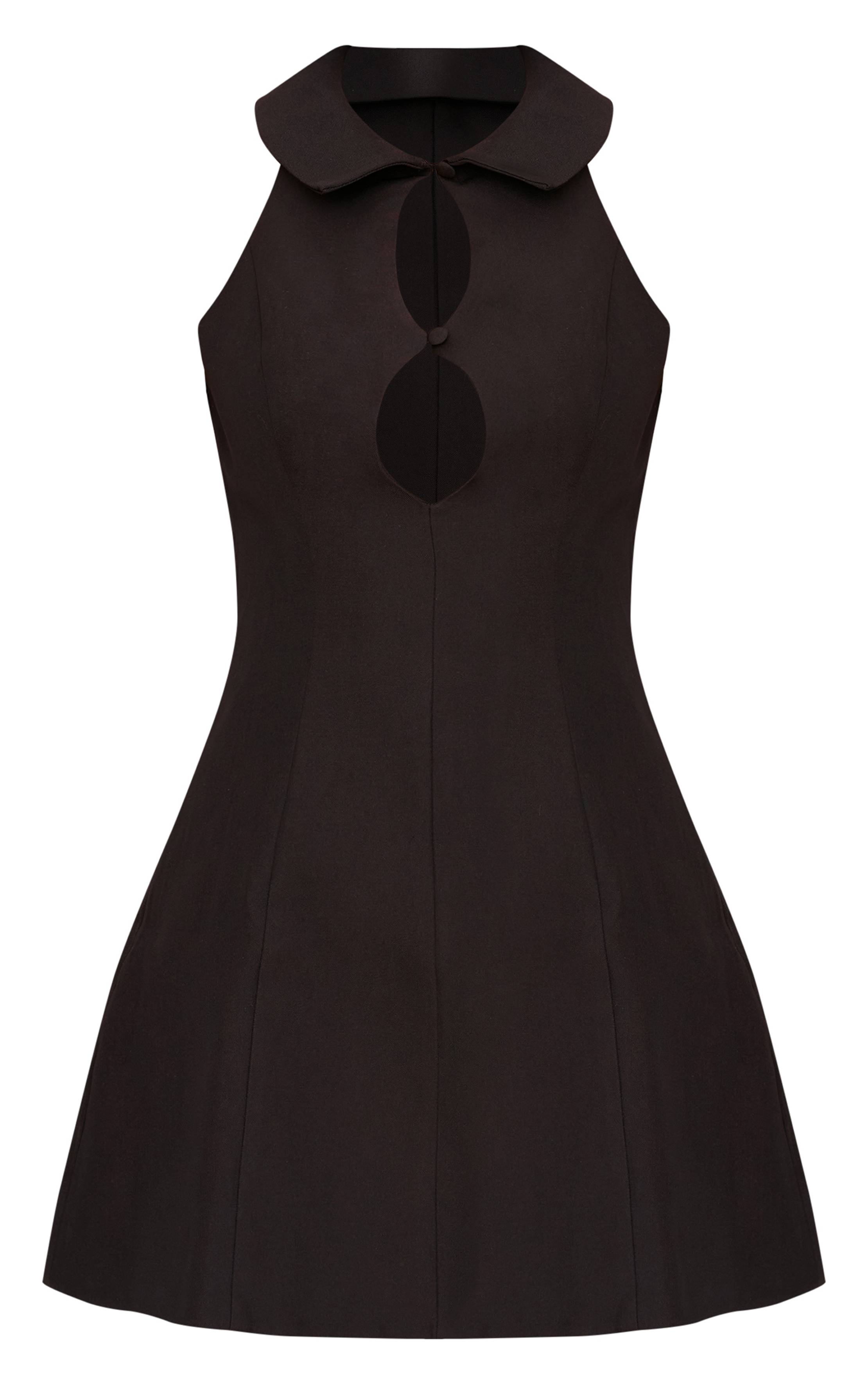 Robe Droite À Col Tissé Avec Détail Découpe Goutte