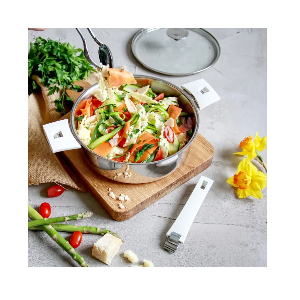 Sauteuse en inox Mutine 28 cm sans manche Cristel
