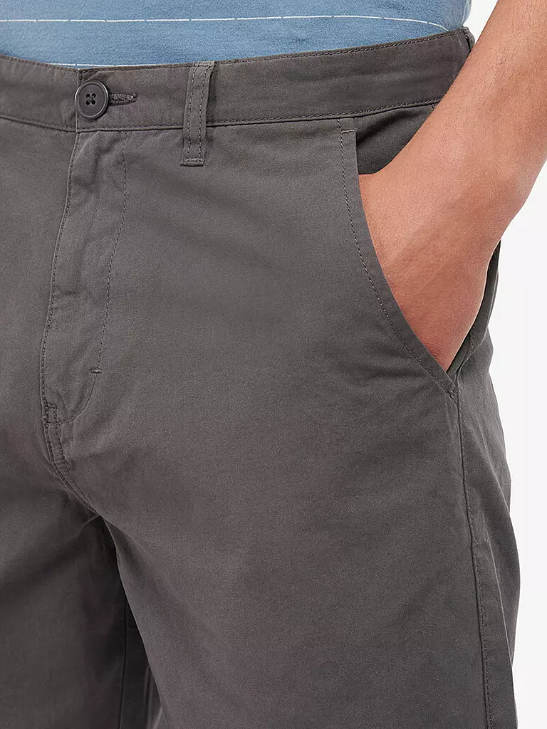 BARBOUR Shorts GLENDALE grau