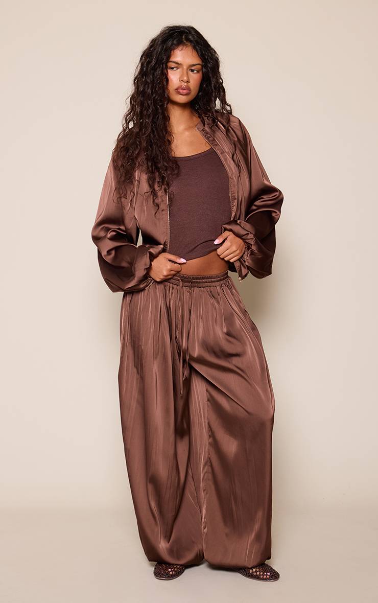 Marron Veste Bomber Plissée En Satin