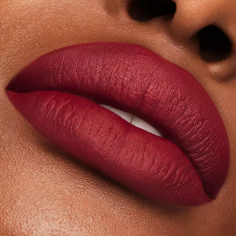 Estée Lauder Pure Color Lipstick Matte 3,5 gr. - 689 Dark Desire
