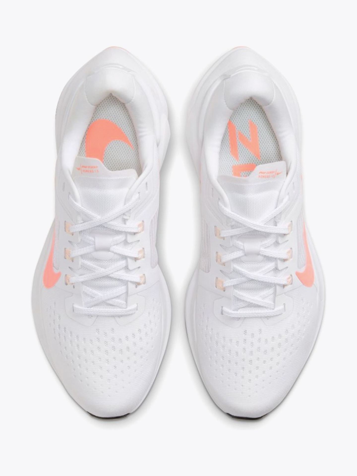 Air Zoom Vomero 15