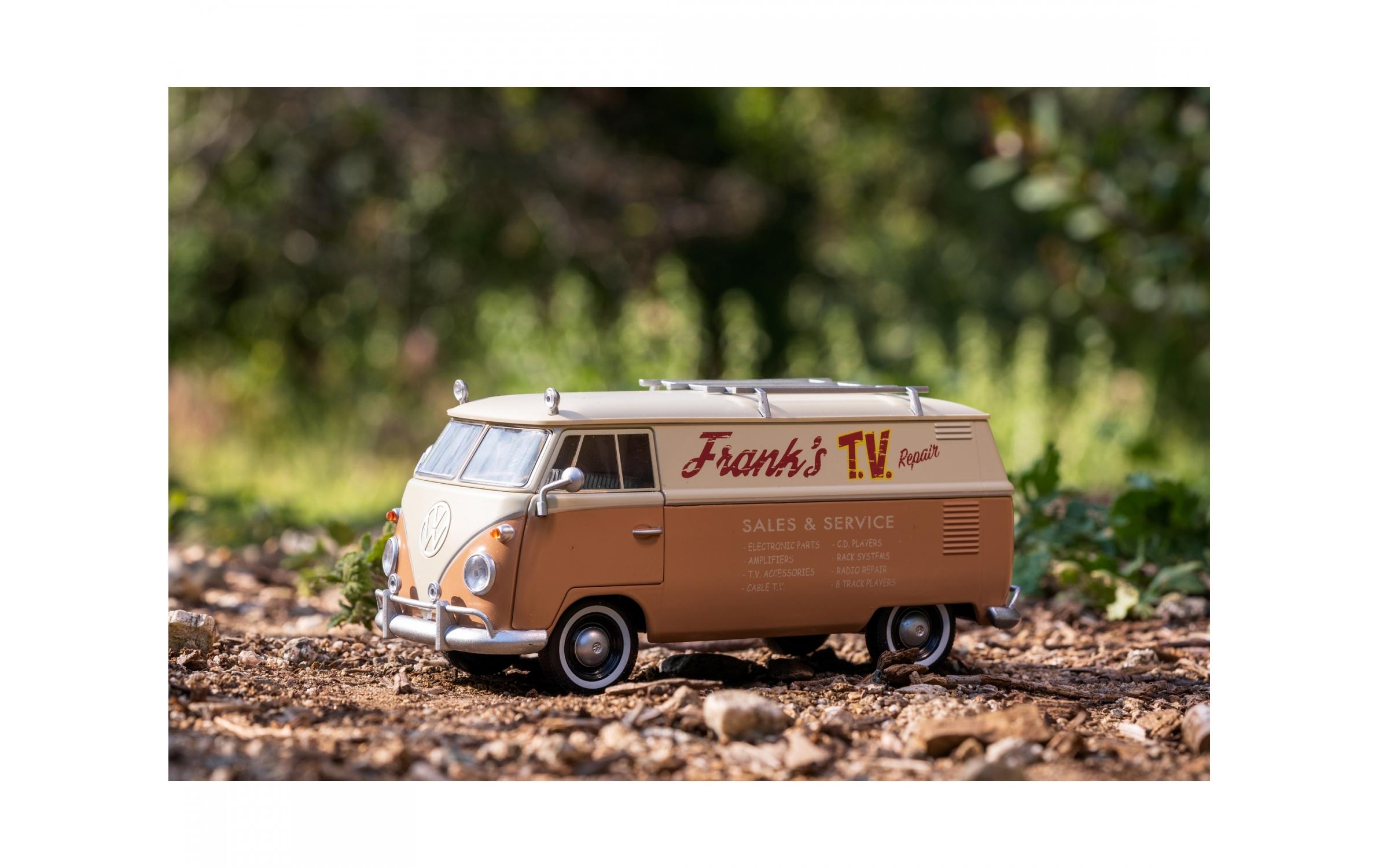 Transformers 7 Wheeljack 1:24VW Bus Modellauto aus Transformers 7