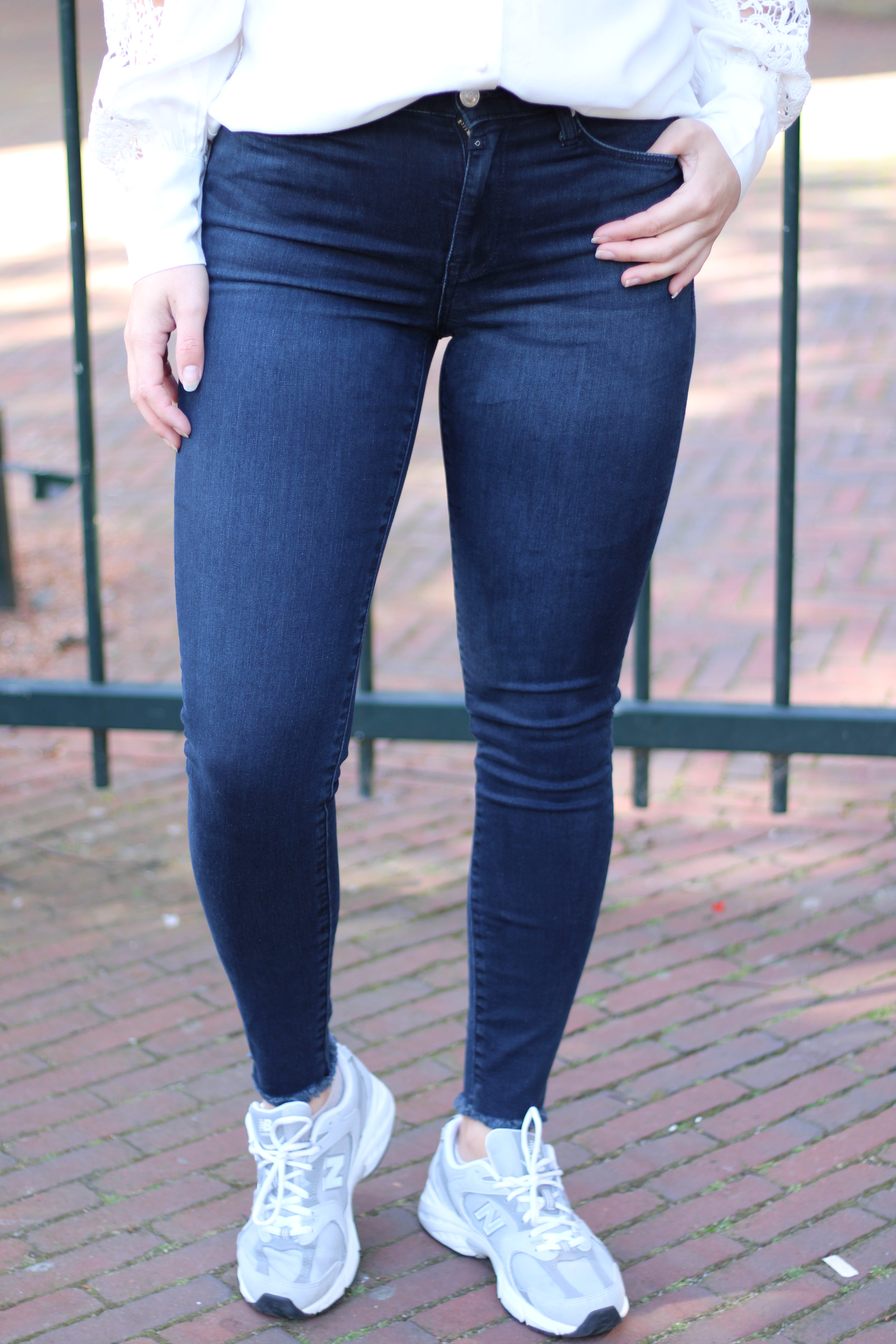 COJ Denim - Lina Fringe Jeans - Blue Black